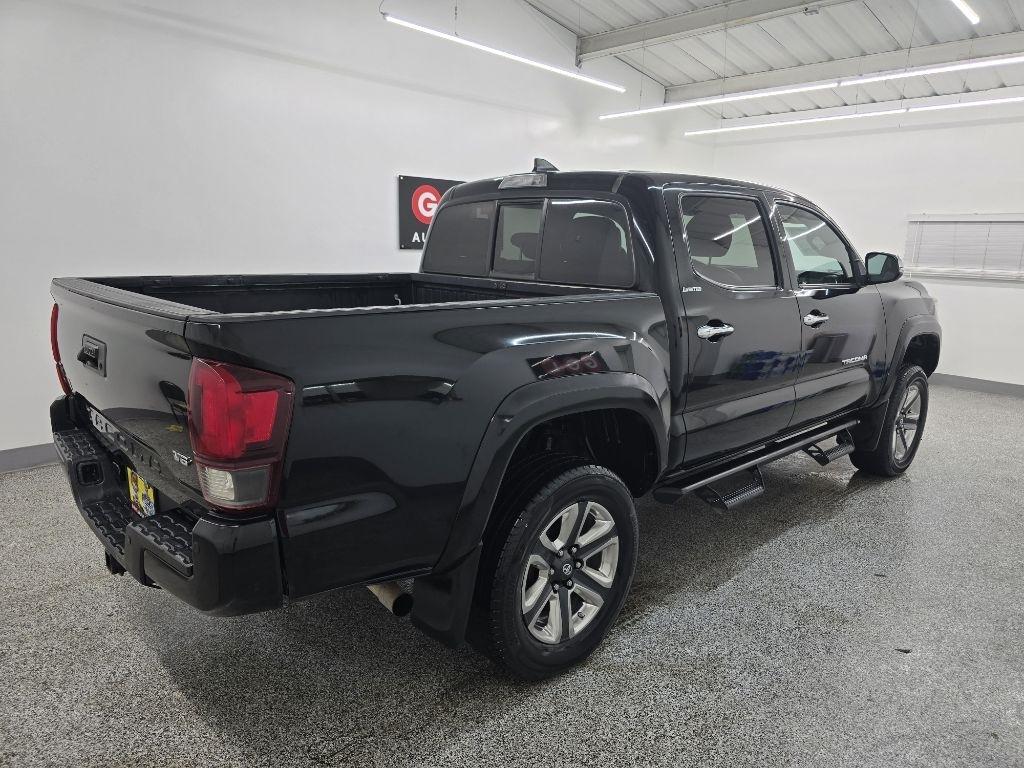 Toyota Tacoma Limited Double Cab V6 6AT 2WD 2016