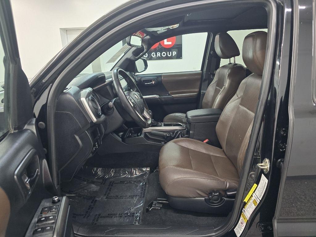 Toyota Tacoma Limited Double Cab V6 6AT 2WD 2016