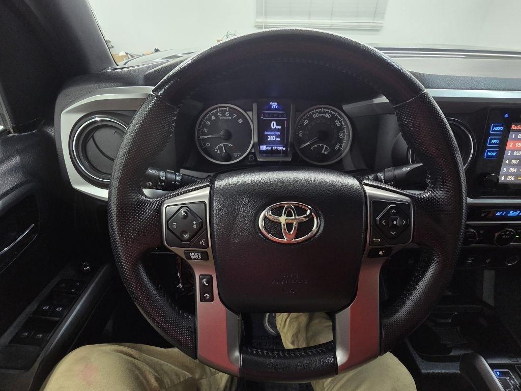 Toyota Tacoma Limited Double Cab V6 6AT 2WD 2016