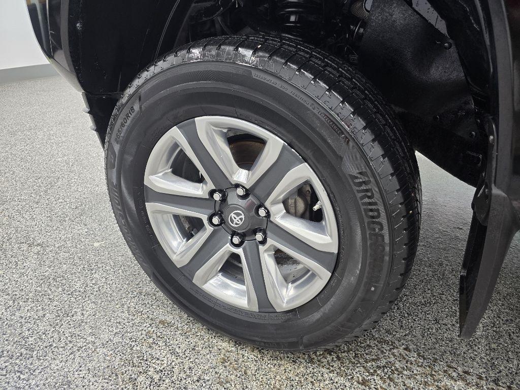 Toyota Tacoma Limited Double Cab V6 6AT 2WD 2016