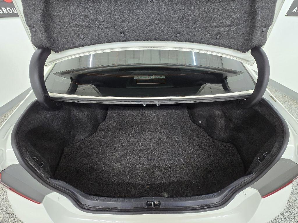 Toyota Camry XSE 4D Sedan 2015