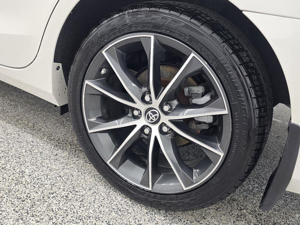 Toyota Camry XSE 4D Sedan 2015