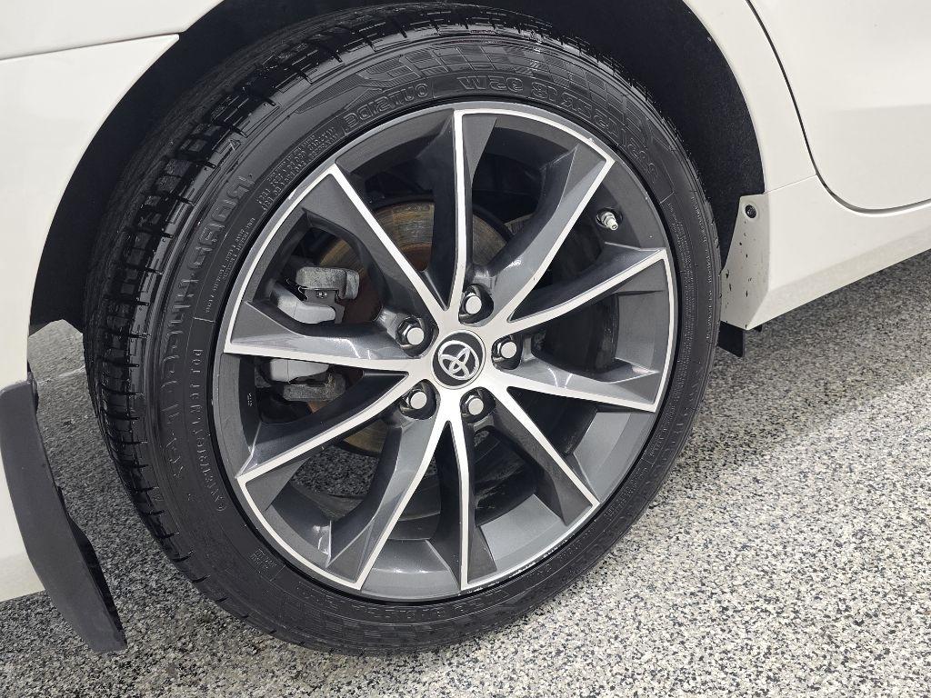 Toyota Camry XSE 4D Sedan 2015