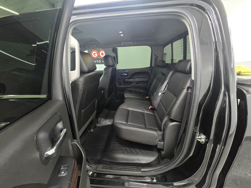 GMC Sierra 1500 SLT Crew Cab Long Box 2WD 2017