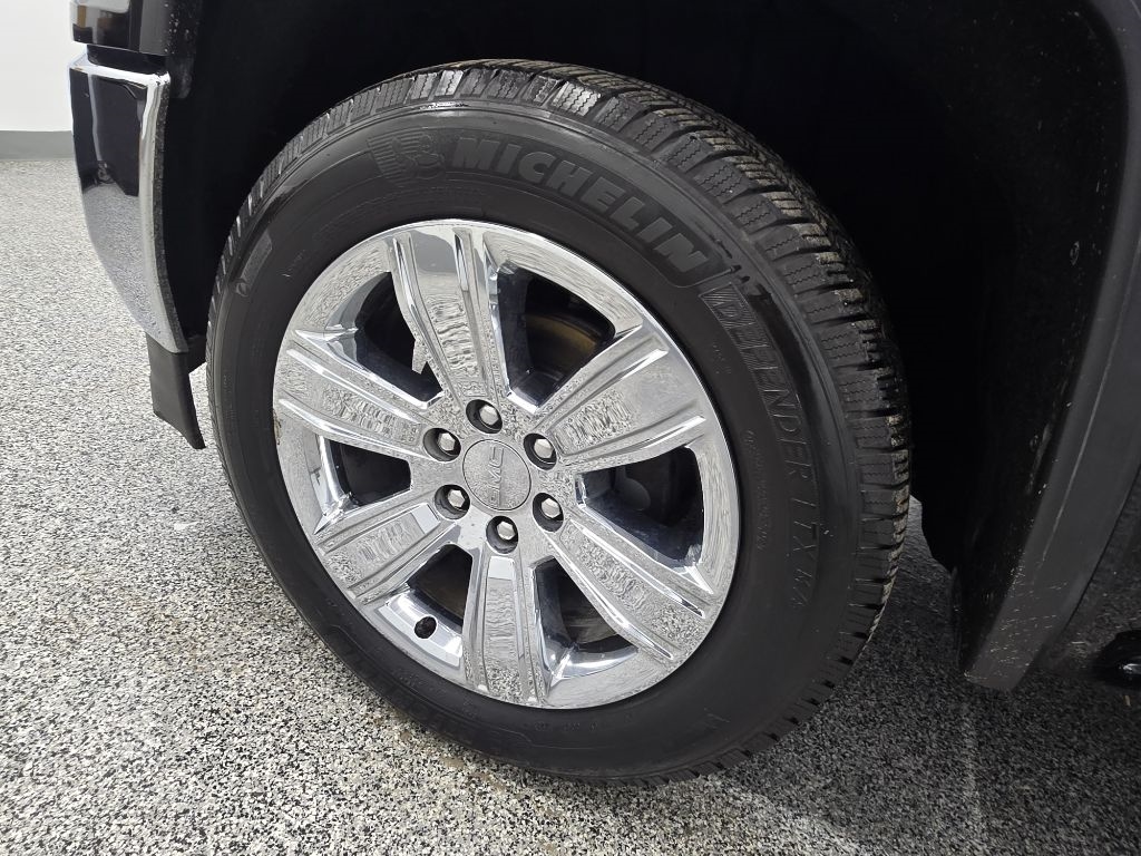 GMC Sierra 1500 SLT Crew Cab Long Box 2WD 2017