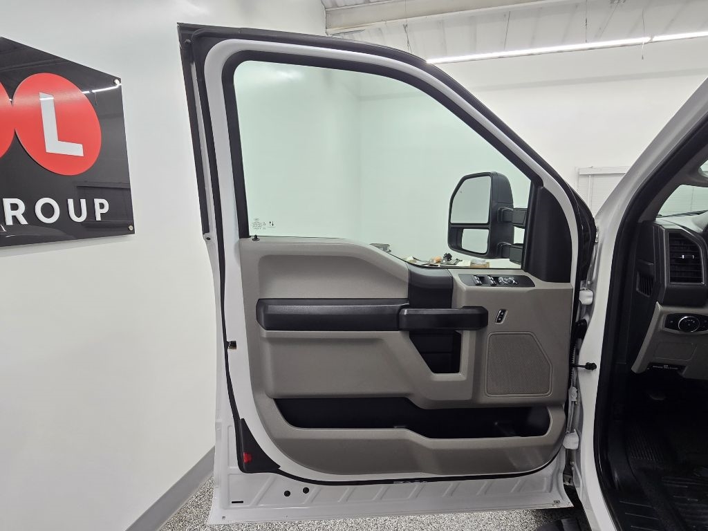 Ford F-350 SD XL SuperCab 2WD 2019