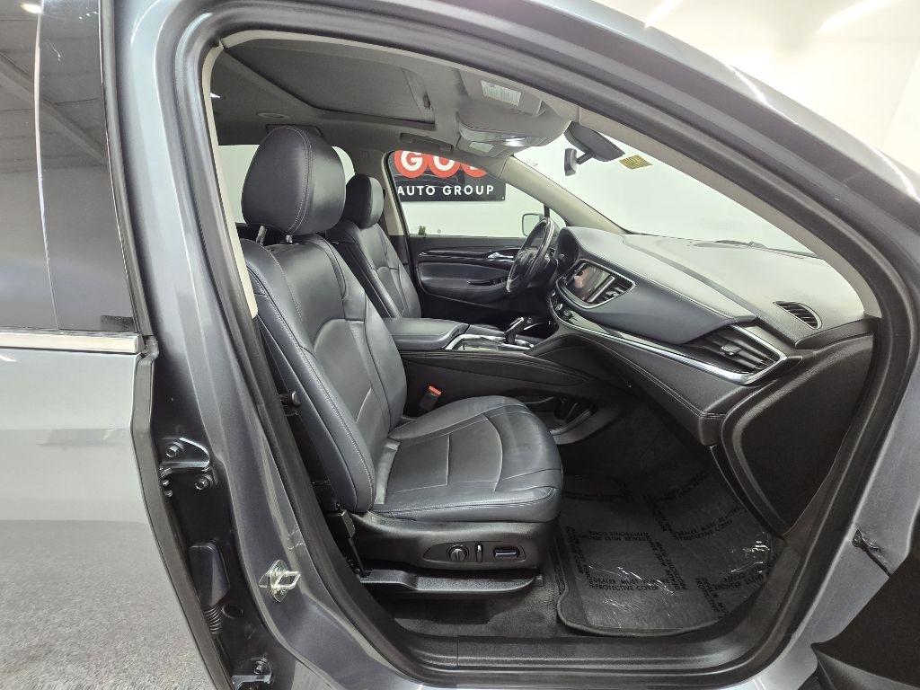 Buick Enclave Essence AWD 2019