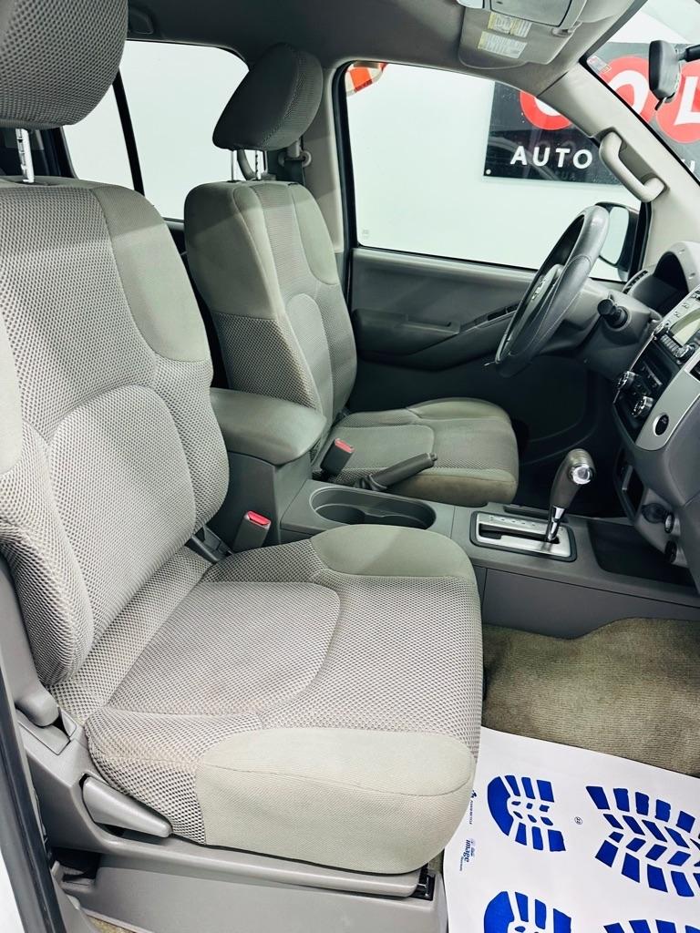 Nissan Frontier S Crew Cab 2WD 2013