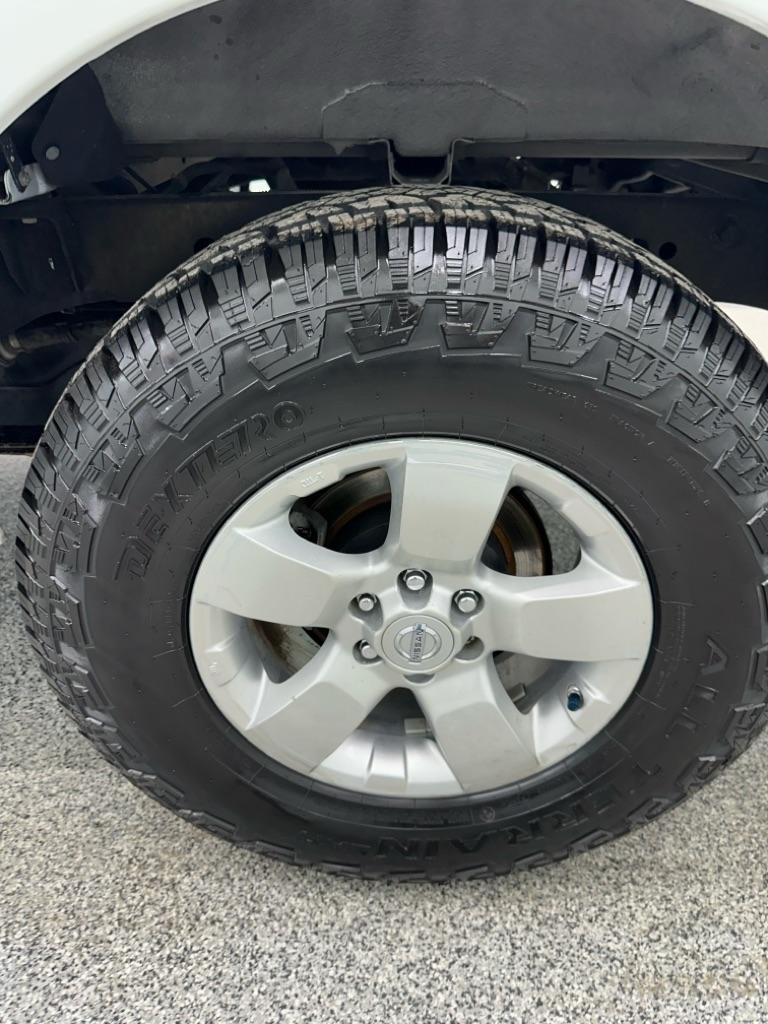 Nissan Frontier S Crew Cab 2WD 2013