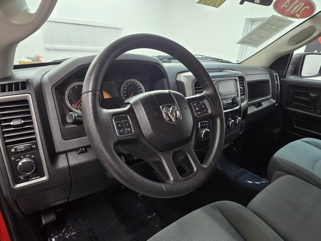 RAM 1500 Tradesman Quad Cab 2WD 2014
