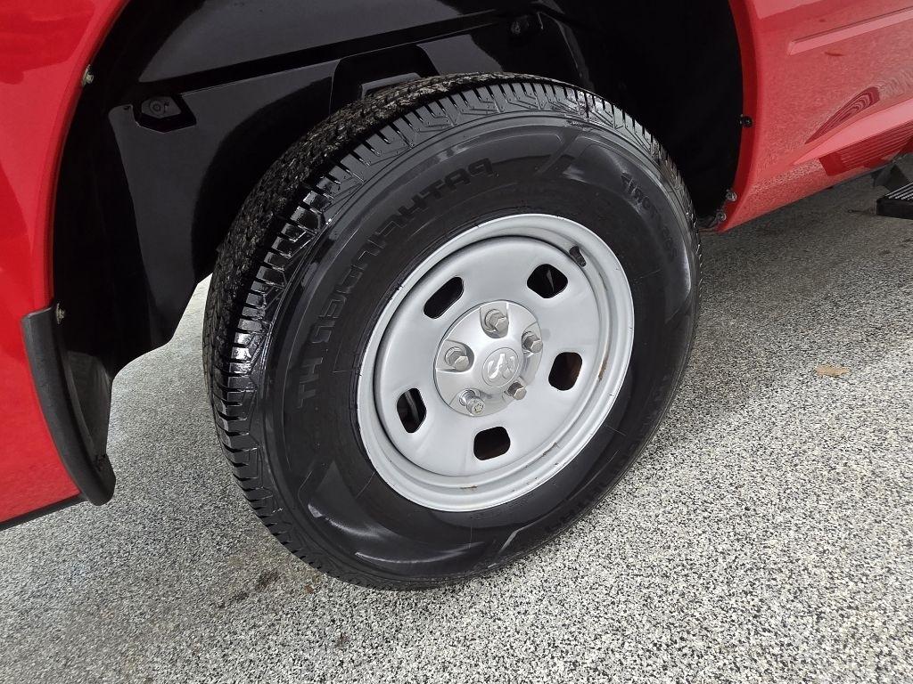 RAM 1500 Tradesman Quad Cab 2WD 2014