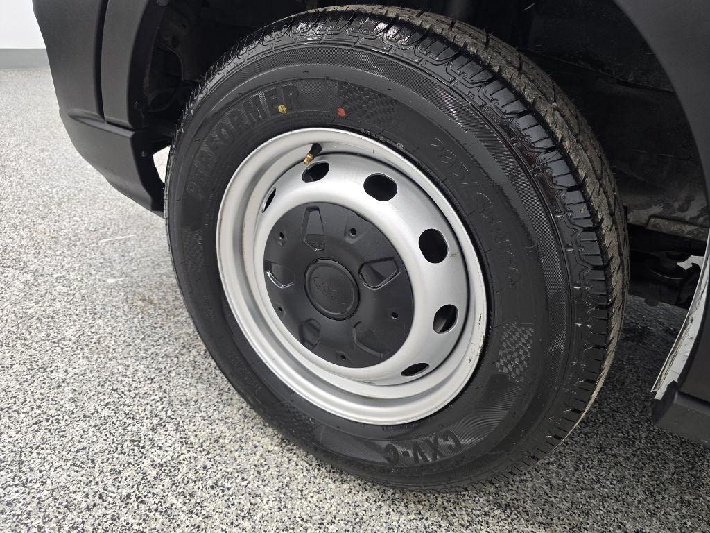 Ford Transit 250 Van Low Roof w/Sliding Pass. 130-in. WB 2020