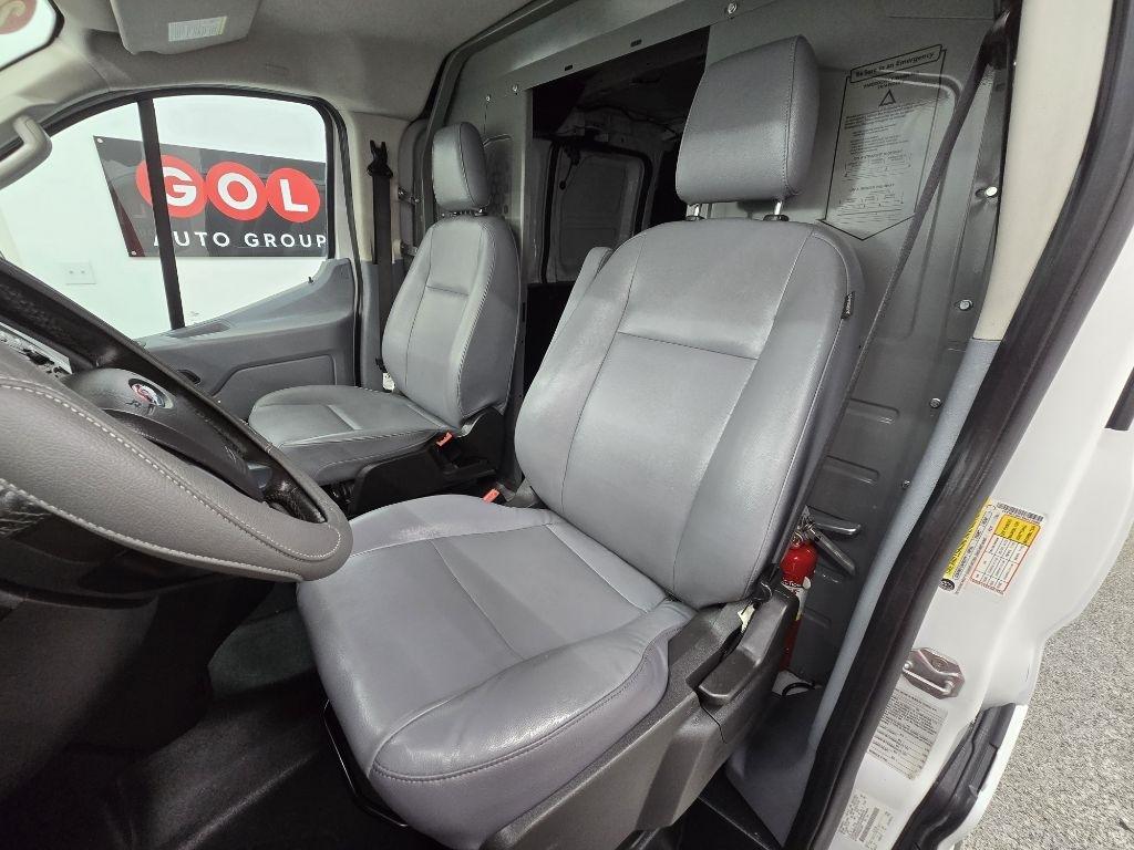 Ford Transit 250 Van Low Roof 60/40 Pass.130-in. WB 2019