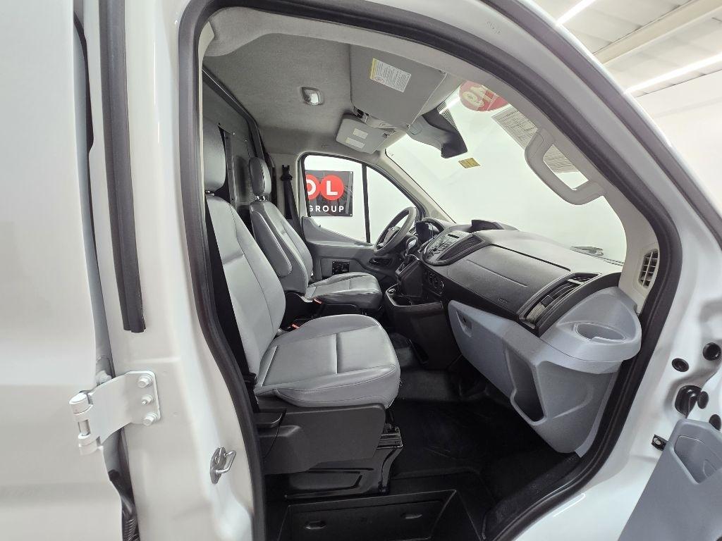 Ford Transit 250 Van Low Roof 60/40 Pass.130-in. WB 2019