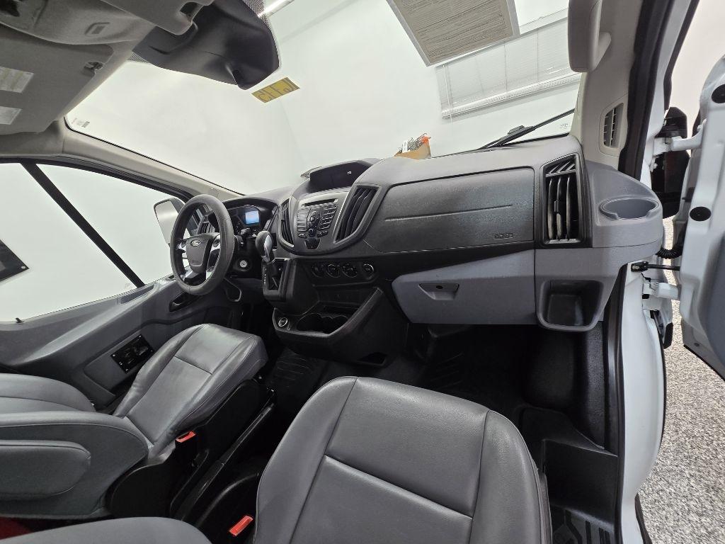 Ford Transit 250 Van Low Roof 60/40 Pass.130-in. WB 2019