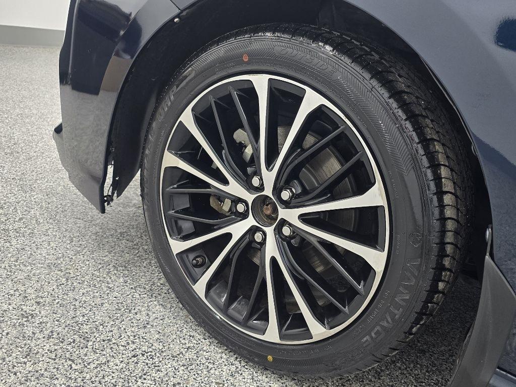 Toyota Camry LE 2018