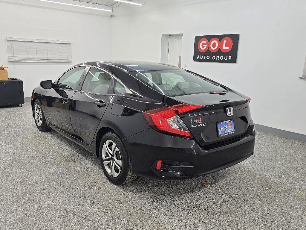 Honda Civic LX Sedan CVT 2017