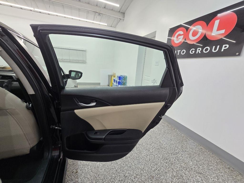 Honda Civic LX Sedan CVT 2017