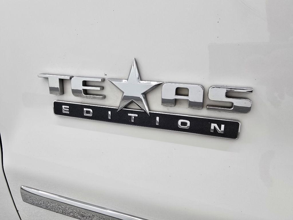 GMC Sierra 1500 SLT Crew Cab 2WD 2017