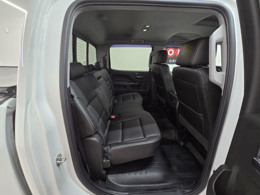 GMC Sierra 1500 SLT Crew Cab 2WD 2017