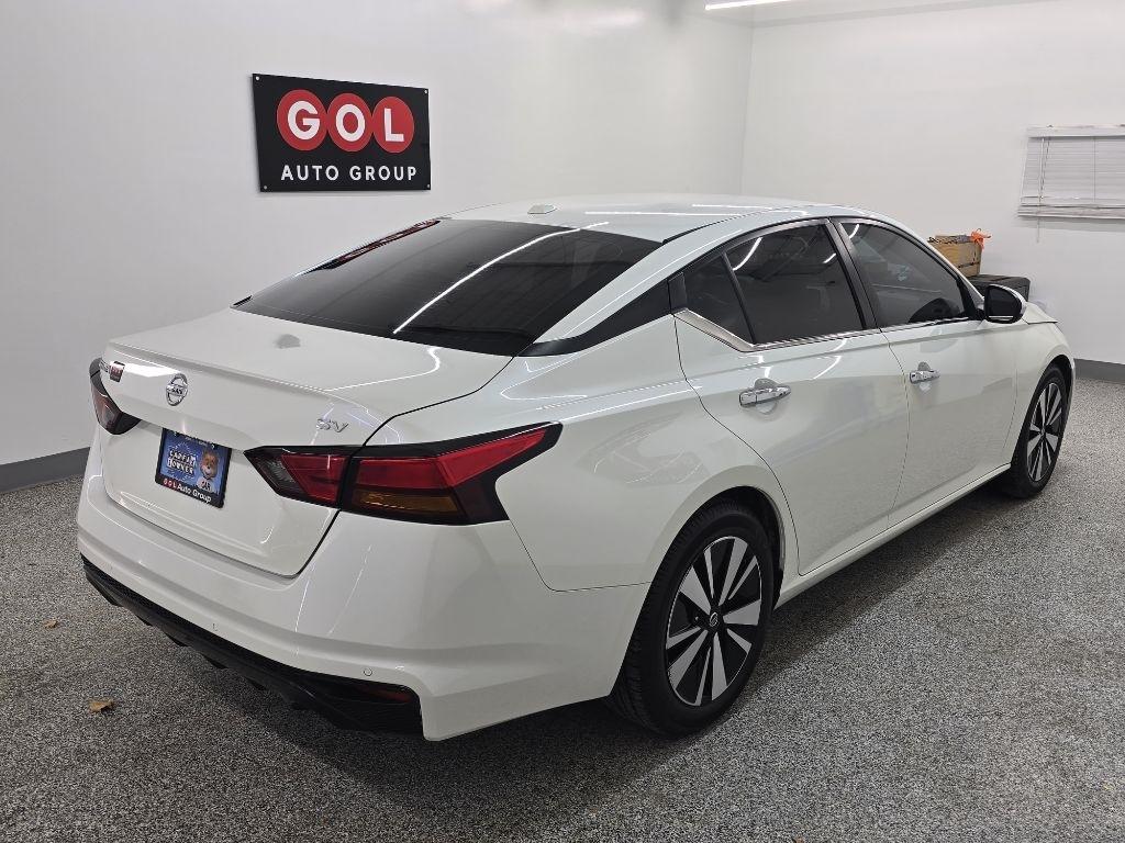 Nissan Altima 2.5 SV 2022