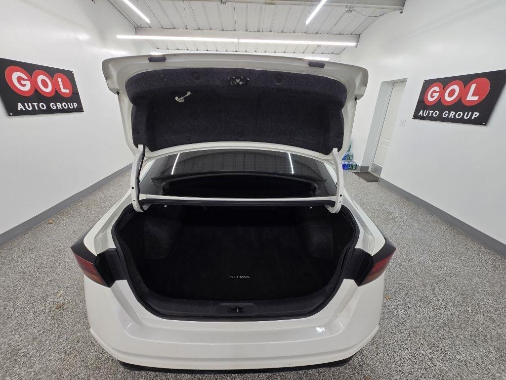 Nissan Altima 2.5 SV 2022