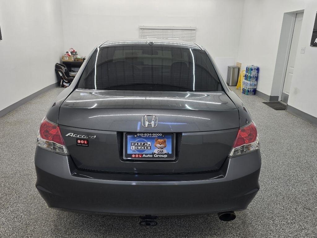 Honda Accord EX-L Sedan AT 2010