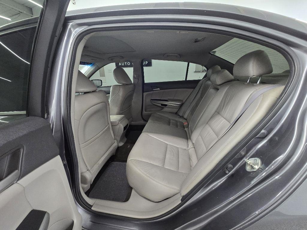 Honda Accord EX-L Sedan AT 2010