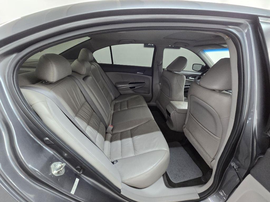 Honda Accord EX-L Sedan AT 2010