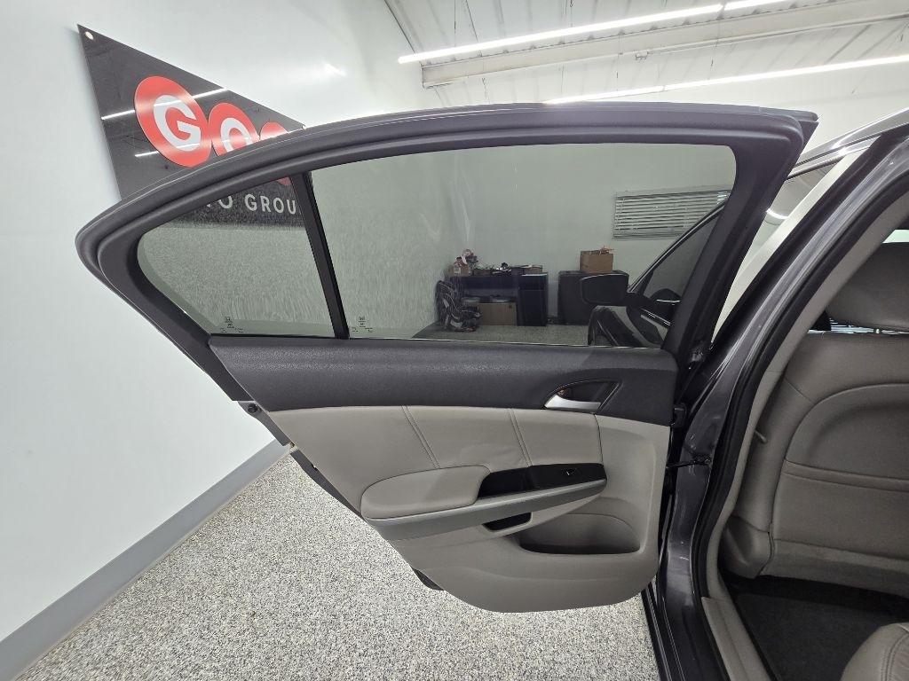 Honda Accord EX-L Sedan AT 2010