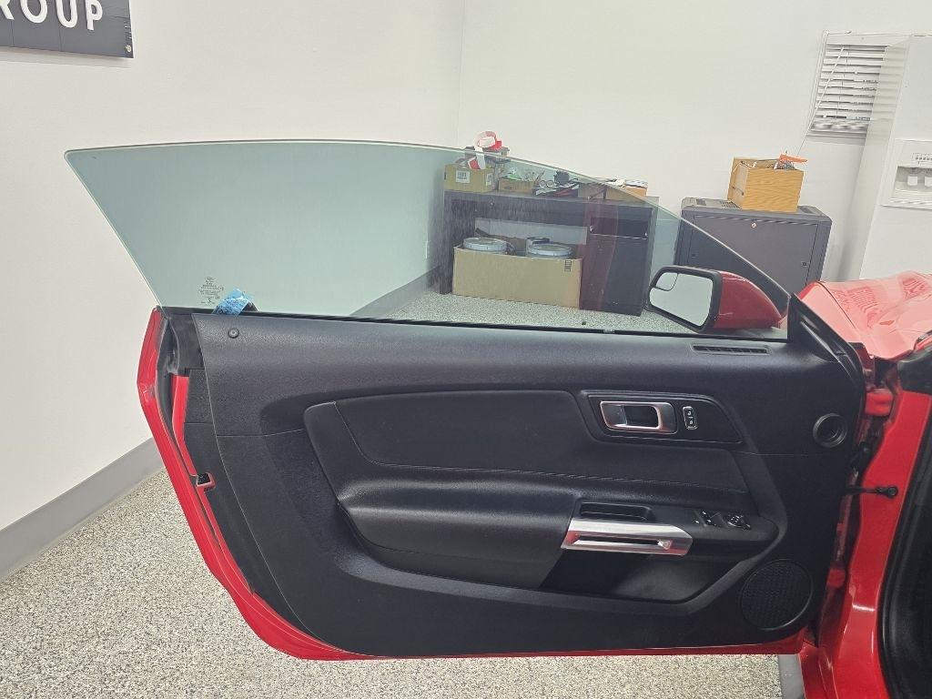 Ford Mustang EcoBoost Coupe 2018