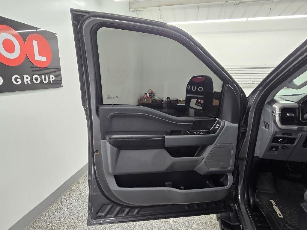 Ford F-150 Lariat SuperCrew 5.5-ft. Bed 4WD 2023