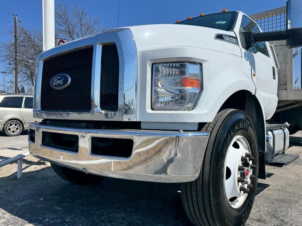 Ford F-750 Regular Cab 2WD DRW 2021