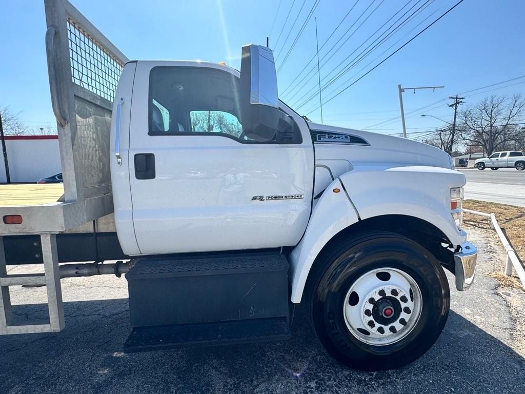 Ford F-750 Regular Cab 2WD DRW 2021