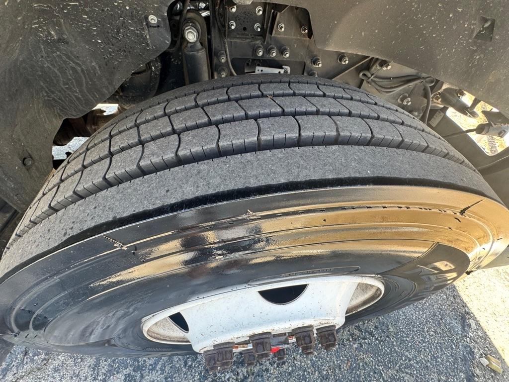 Ford F-750 Regular Cab 2WD DRW 2021