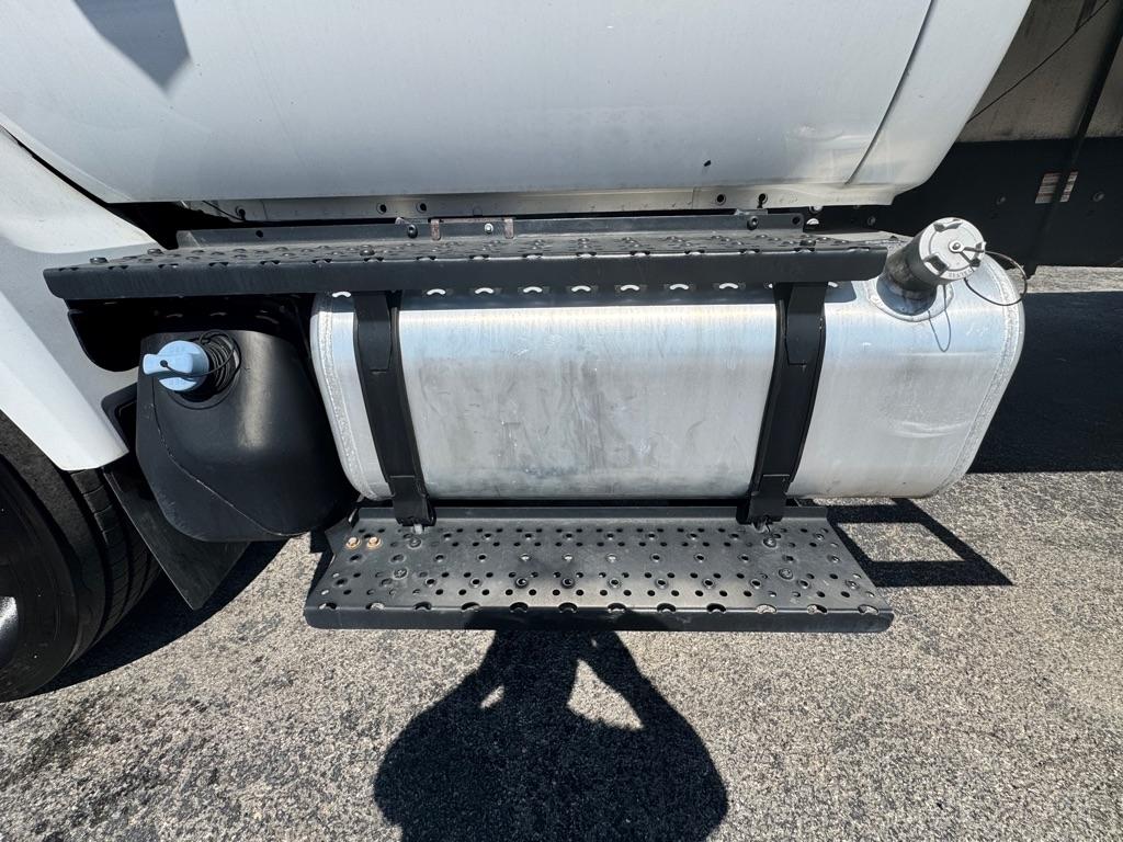 Ford F-750 Regular Cab 2WD DRW 2021