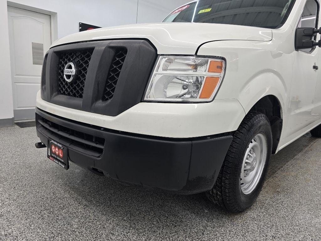 Nissan NV Cargo 3500 HD S High Roof 2019