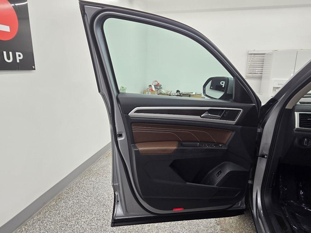 Volkswagen Atlas V6 SE w/Technology 2023