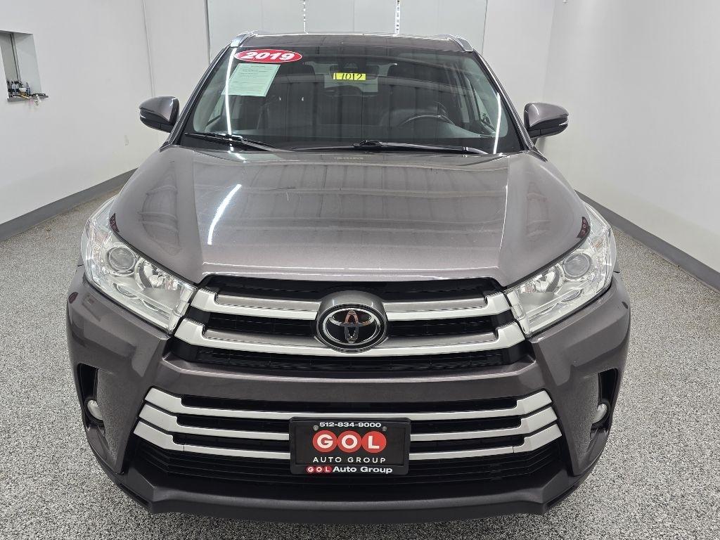 Toyota Highlander  2019