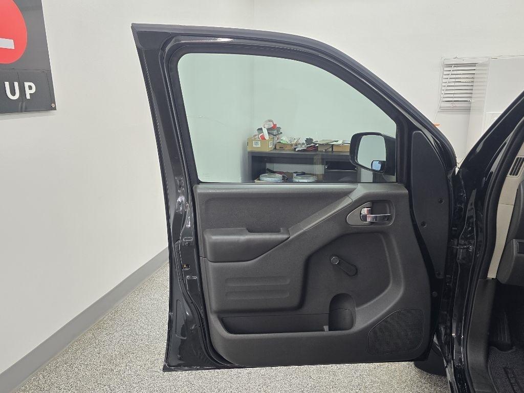 Nissan Frontier S King Cab I4 2017