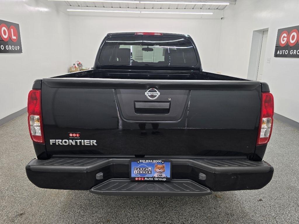 Nissan Frontier S King Cab I4 2017