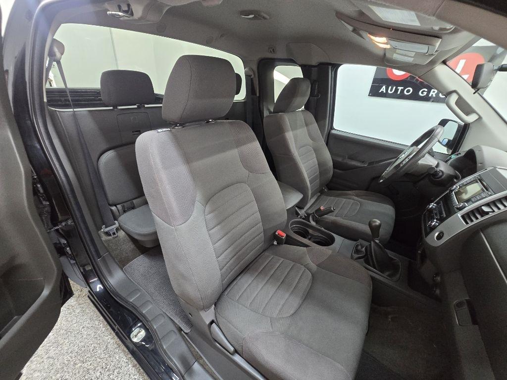 Nissan Frontier S King Cab I4 2017