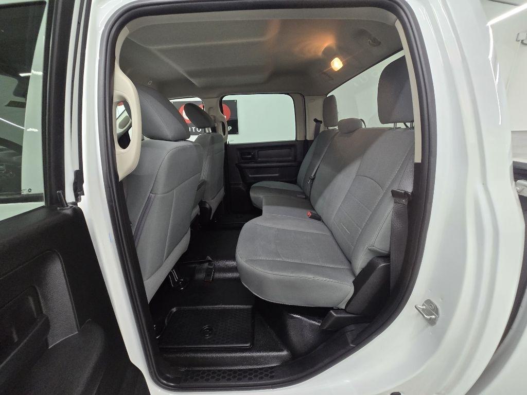 RAM 1500 Classic Tradesman Crew Cab SWB 2WD 2020