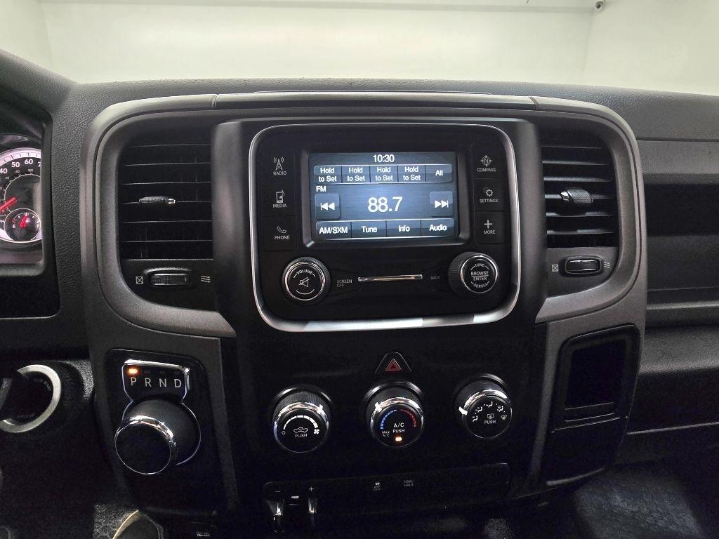 RAM 1500 Classic Tradesman Crew Cab SWB 2WD 2020