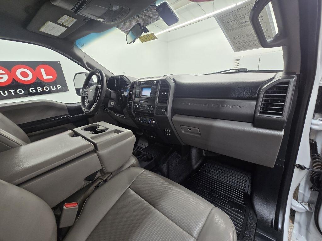 Ford F-350 SD King Ranch Crew Cab 4WD 2017