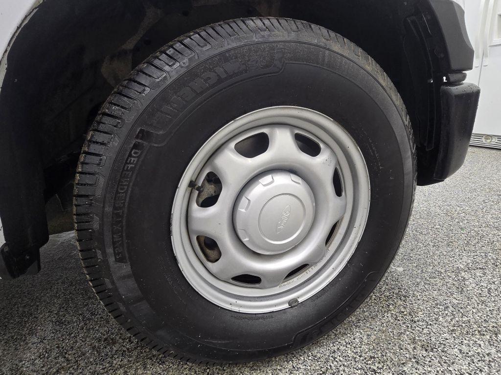 Ford F-150 XLT 8-ft. Bed 2WD 2016