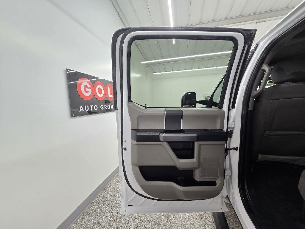 Ford F-250 SD XL Crew Cab 4WD 2022