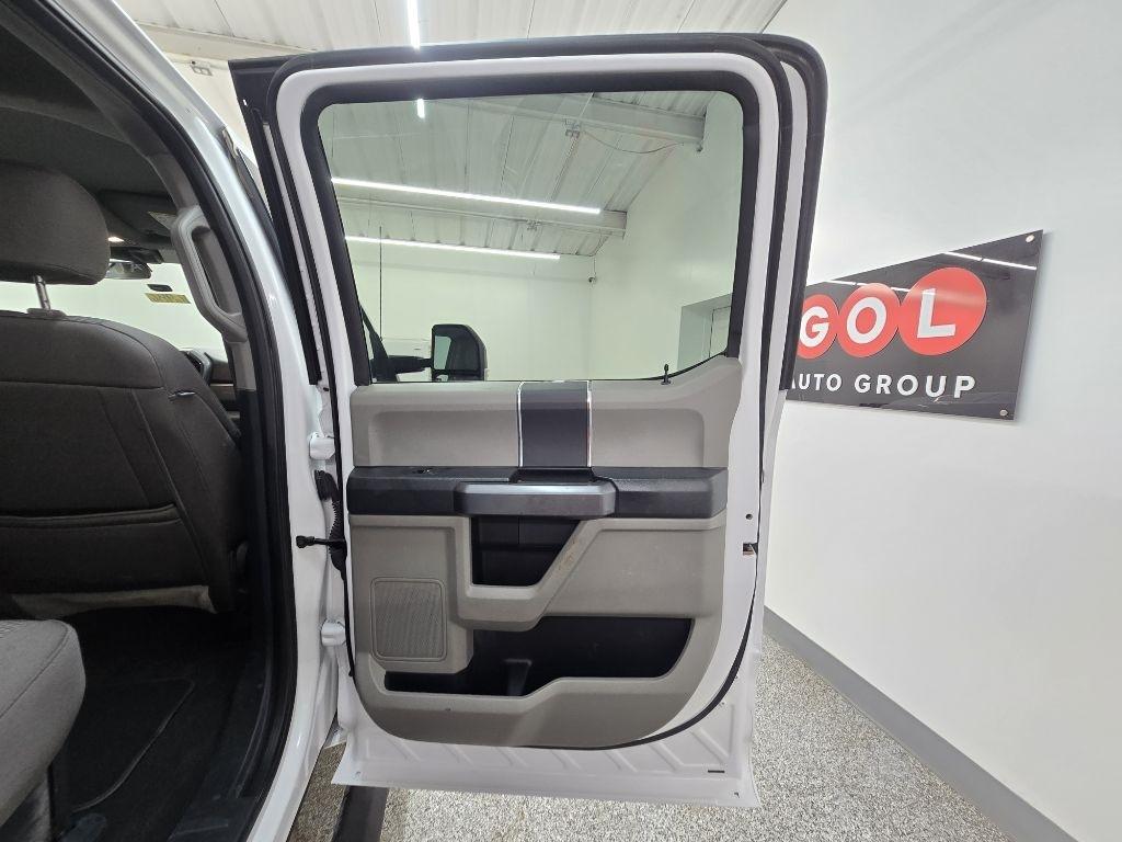 Ford F-250 SD XL Crew Cab 4WD 2022