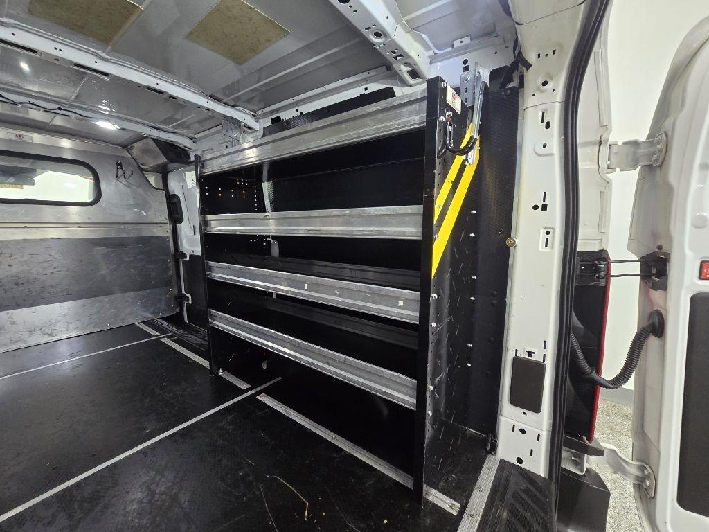 Ford Transit 250 Van Low Roof w/Sliding Pass. 130-in. WB 2019