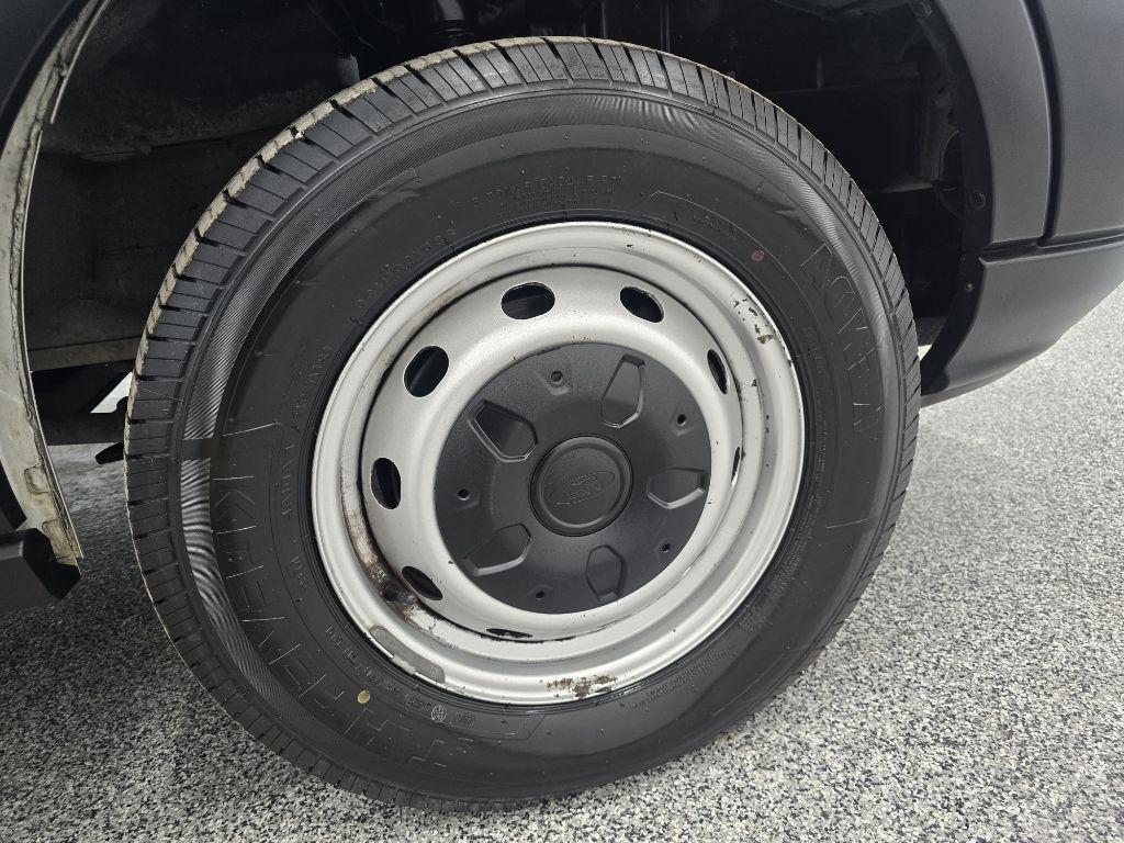 Ford Transit 250 Van Low Roof w/Sliding Pass. 130-in. WB 2019